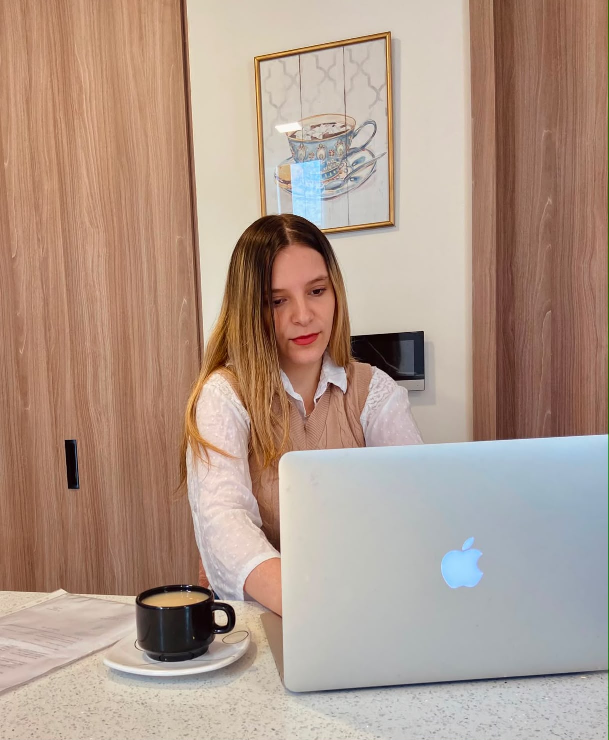 Abogada Agostina Parissi - Fundadora de Estudio AGP & Asociados, experta en propiedad intelectual y registro de marcas